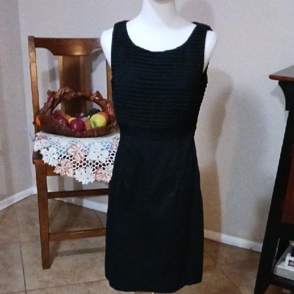 H&M Black Textured Dress